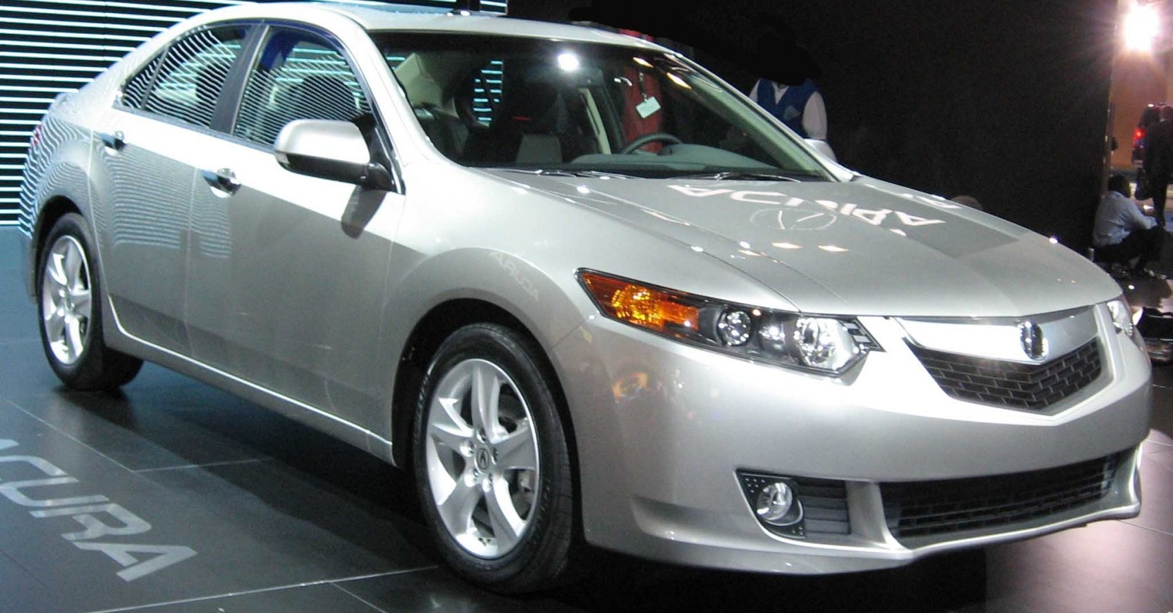 Acura TSX specs, engine options and consumption