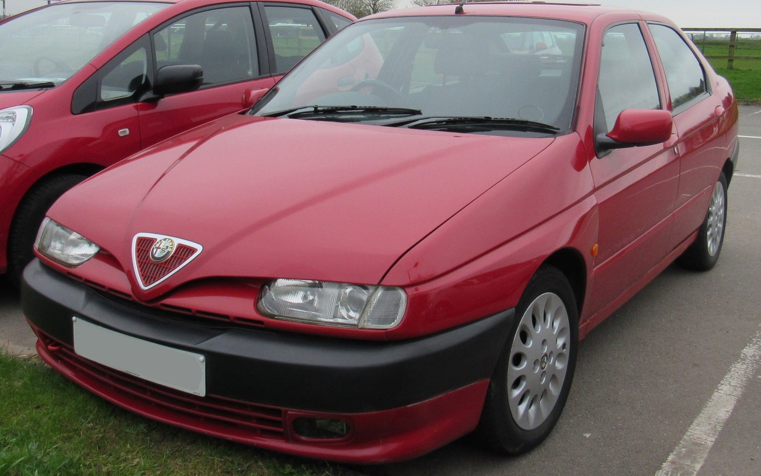 Alfa Romeo 146 especificaciones, motores y consumo