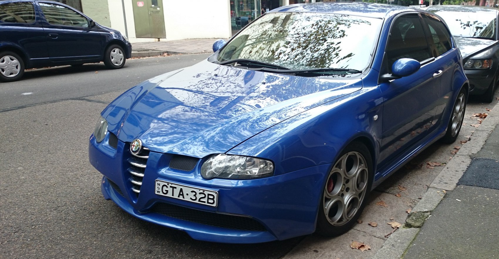 Alfa Romeo 147 Alfa Romeo 147 5-doors (2003 - 2006) generación especificaciones y foto