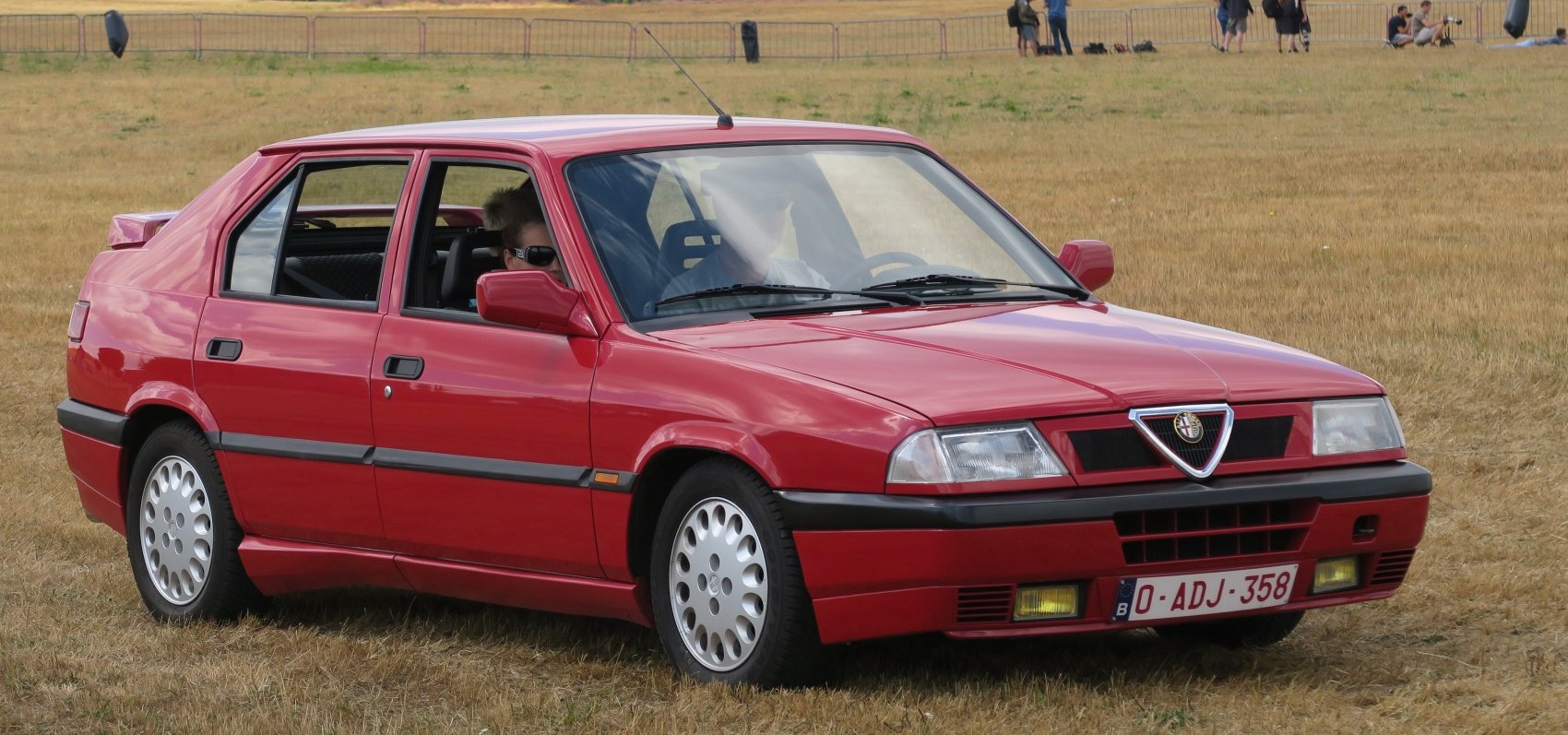 Alfa Romeo 33 Alfa Romeo 33 Sport Wagon (905A) (1990 - 1994) generación especificaciones y foto
