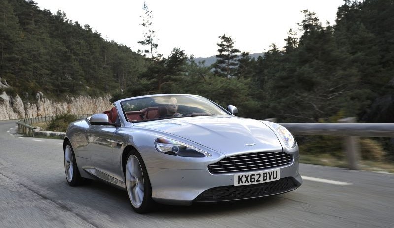 Aston Martin DB9 Aston Martin DB9 Coupe (facelift 2012) (2012 - 2015) Generation Daten und Foto