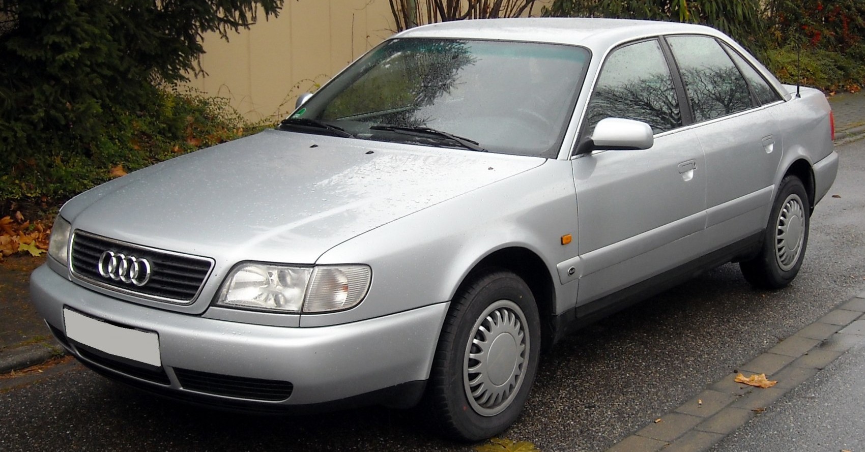 Audi A6 2.6 V6 (150 Hp) (1994 - 1997) motore e scheda tecnica