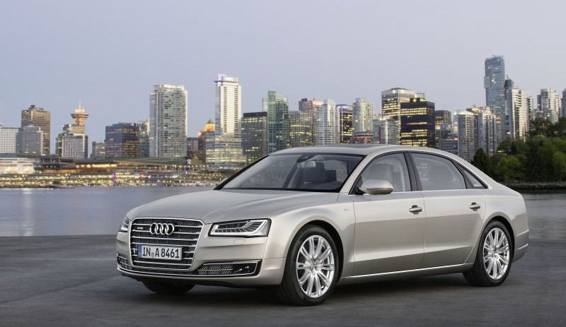 Audi A8 Audi A8 (D4, 4H) (2013 - 2017) jenerasyonu özellikleri ve görseli