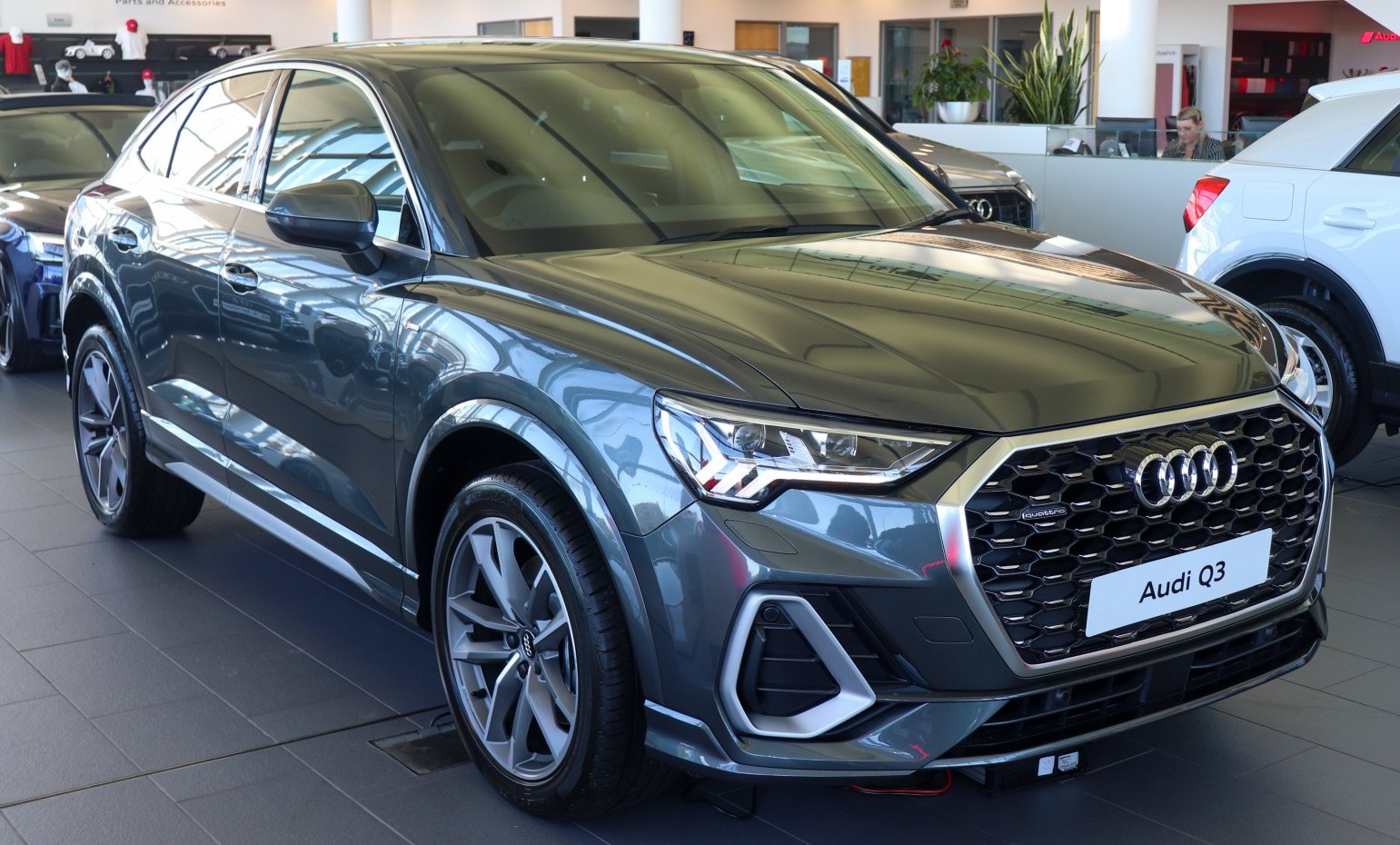 Audi Q3 45 TFSI e (245 Hp) Plug-in Hybrid S tronic (2021 - 2023) motor ve teknik özellikleri