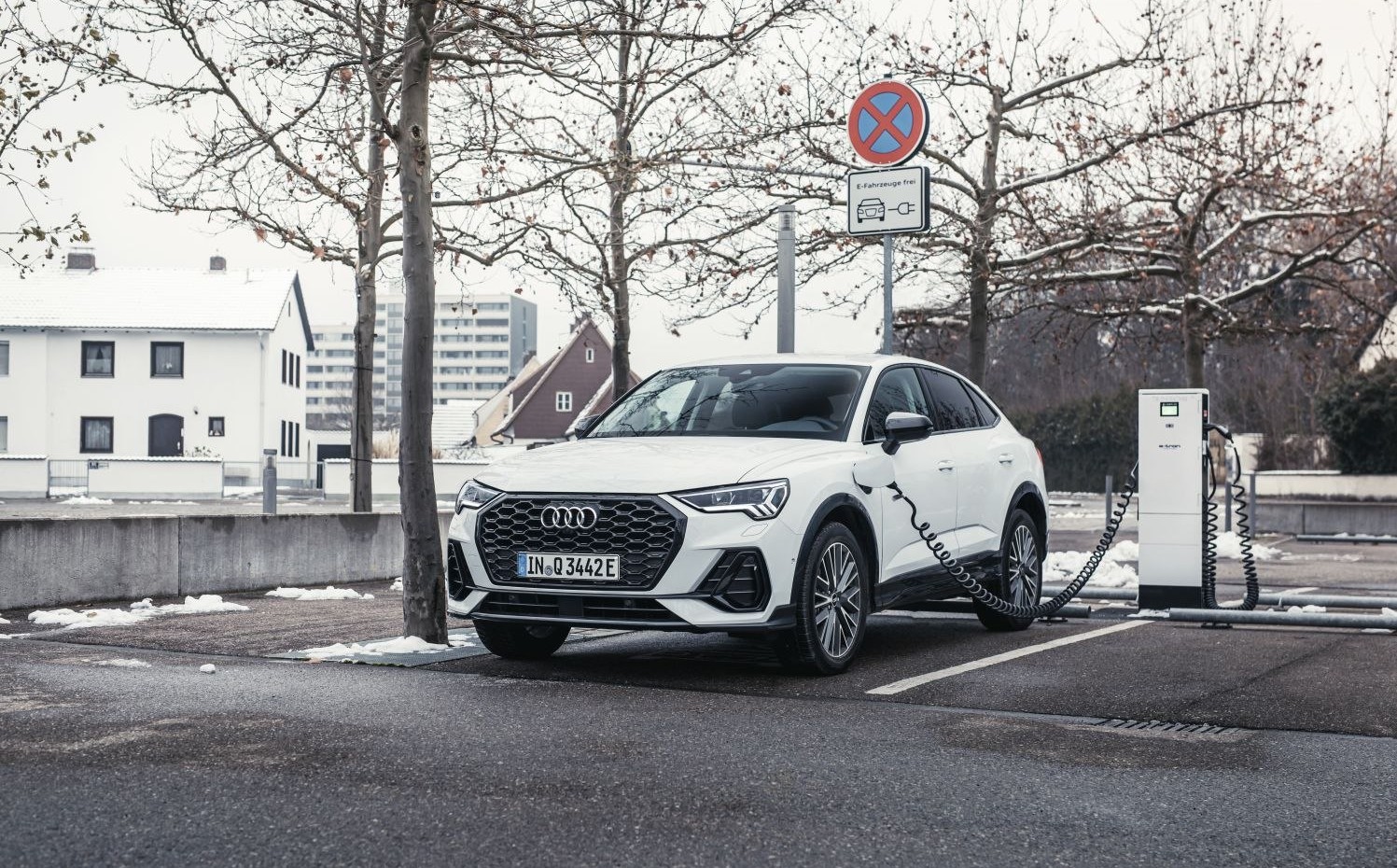 Audi Q3 40 TFSI (190 Hp) quattro S tronic (2021 - 2025) motor ve teknik özellikleri