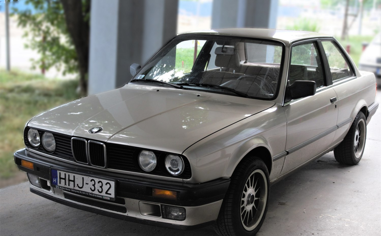 Bmw 3 Series BMW 3 Series Convertible (E30) (1987 - 1991) jenerasyonu özellikleri ve görseli