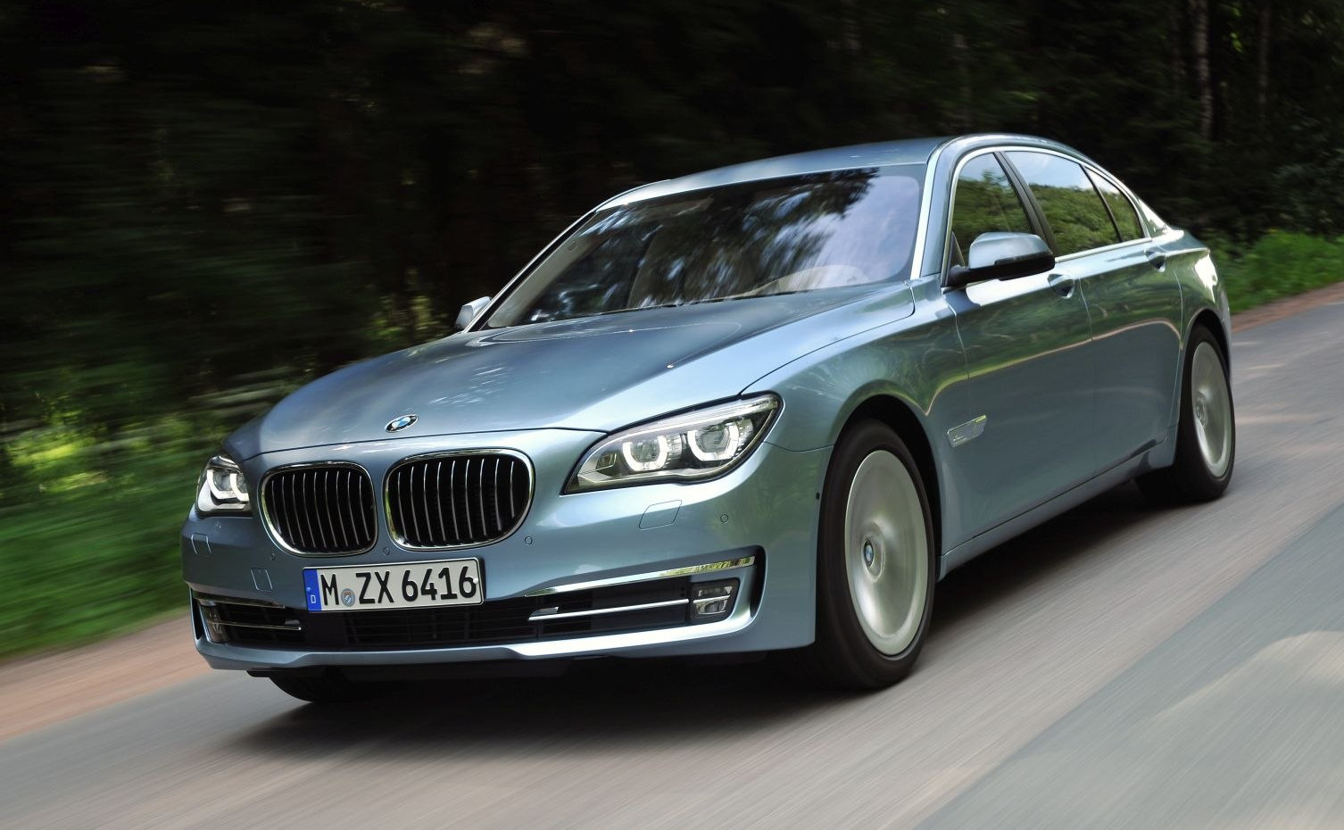 Bmw 7 Series BMW 7 Series ActiveHybrid (F04) (2012 - 2015) generation specs and photo
