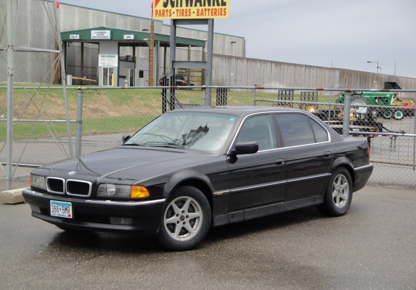 Bmw 7 Series BMW 7 Series Long (E38) (1994 - 1998) generation specs and photo