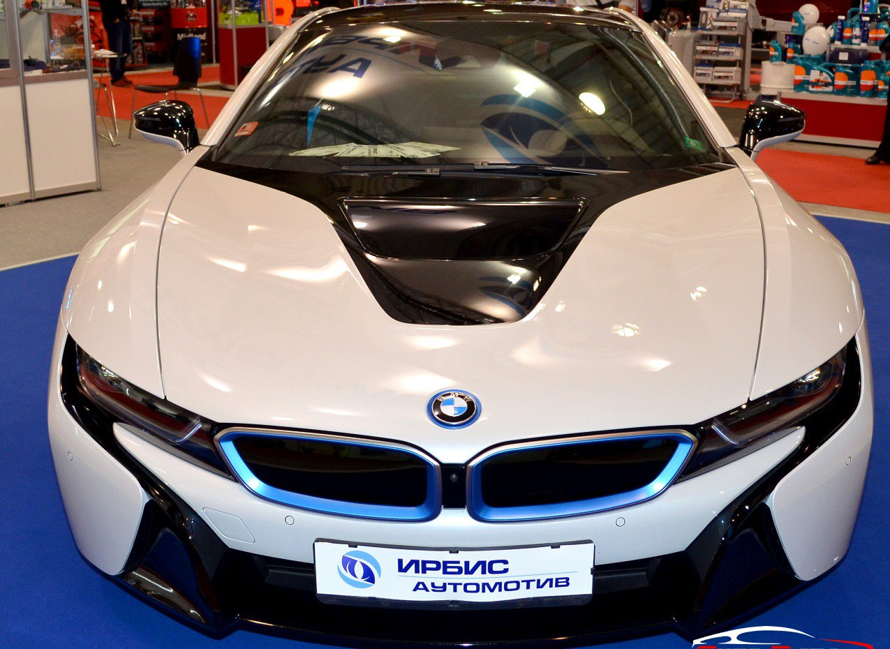 Bmw i8 specs, engine options and consumption