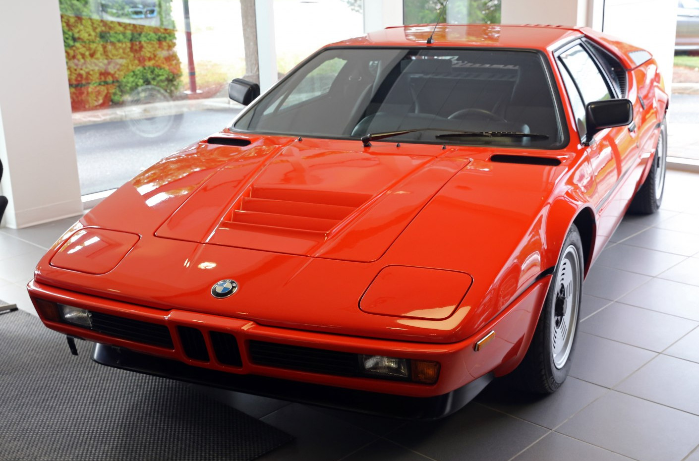 Bmw M1 specs, engine options and consumption