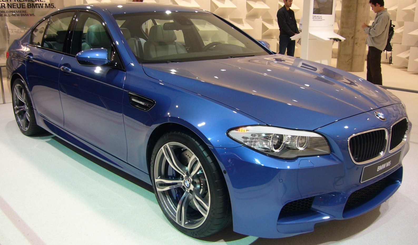 Bmw M5 BMW M5 Touring (E61 LCI, facelift 2007) (2011 - 2013) generación especificaciones y foto