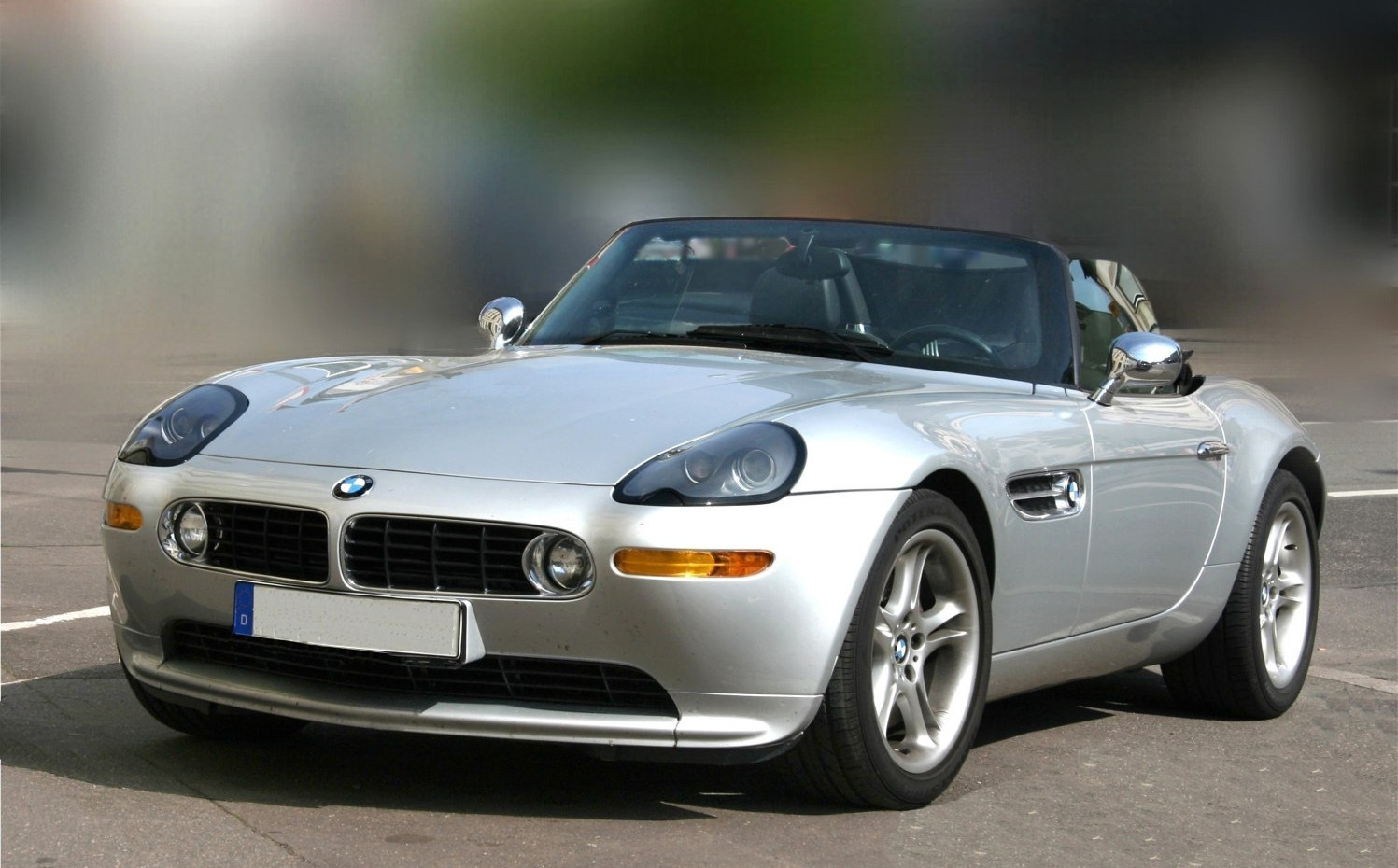 Bmw Z8 specs, engine options and consumption
