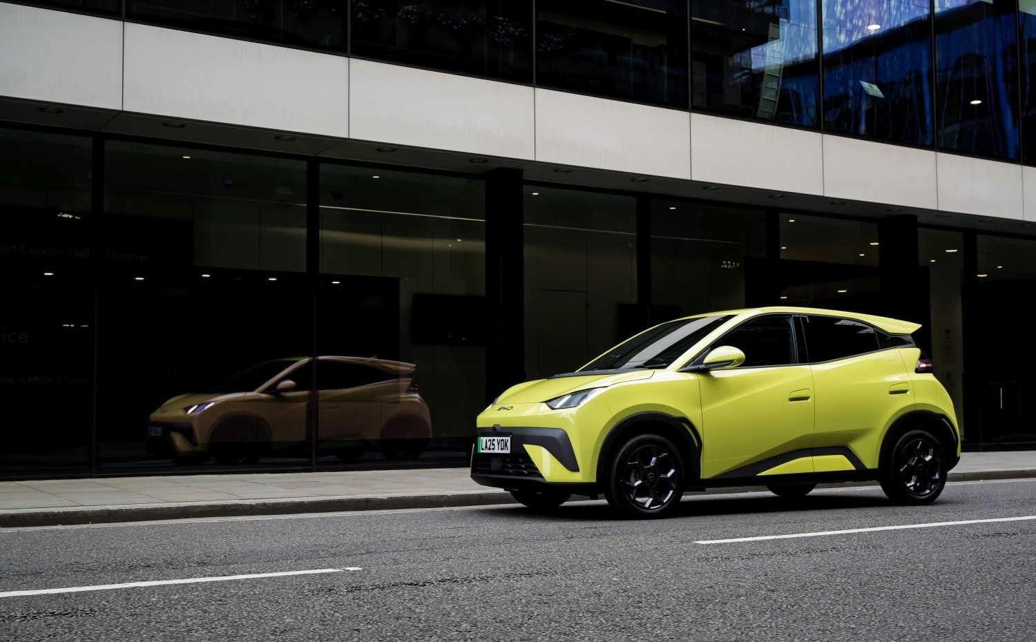 Byd Dolphin Surf caratteristiche, motori e consumi