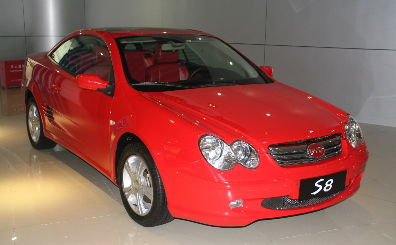 Byd F8 caratteristiche, motori e consumi