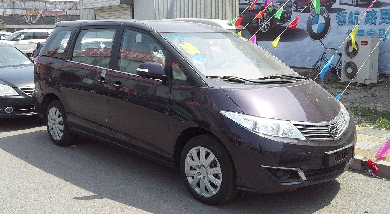 Byd M6 caratteristiche, motori e consumi