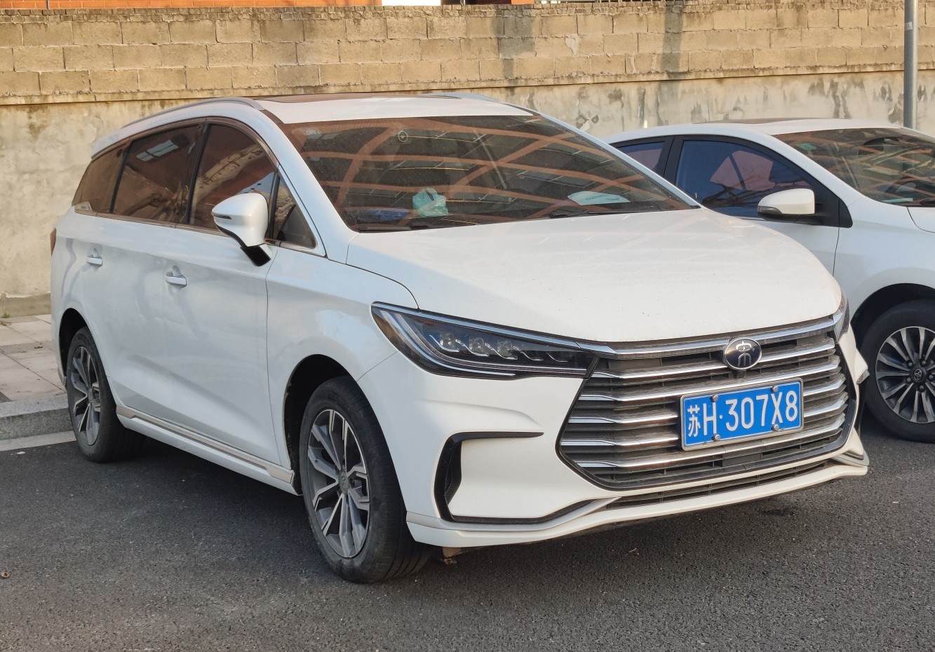 Byd Song Max caratteristiche, motori e consumi