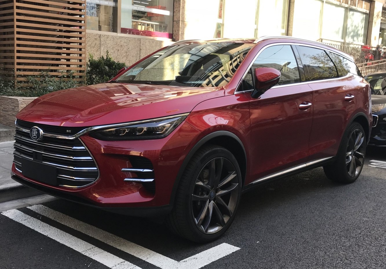 Byd Tang caratteristiche, motori e consumi