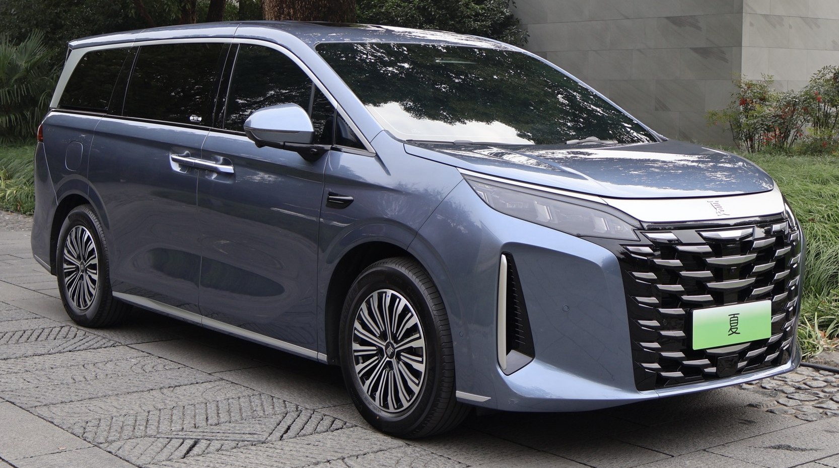 Byd Xia caratteristiche, motori e consumi