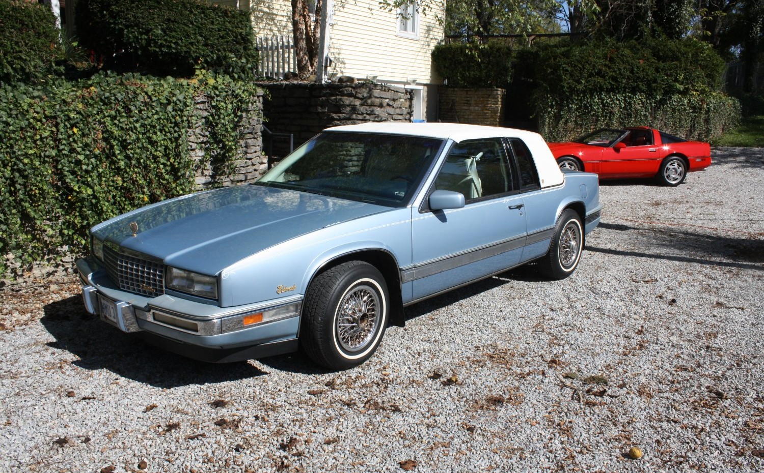 Cadillac Eldorado Cadillac Eldorado XI (1988 - 1990) generation specs and photo
