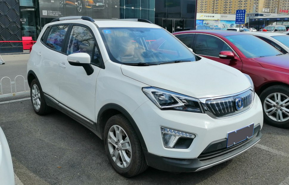 Changan CS15 EV 42.9 kWh (75 Hp)