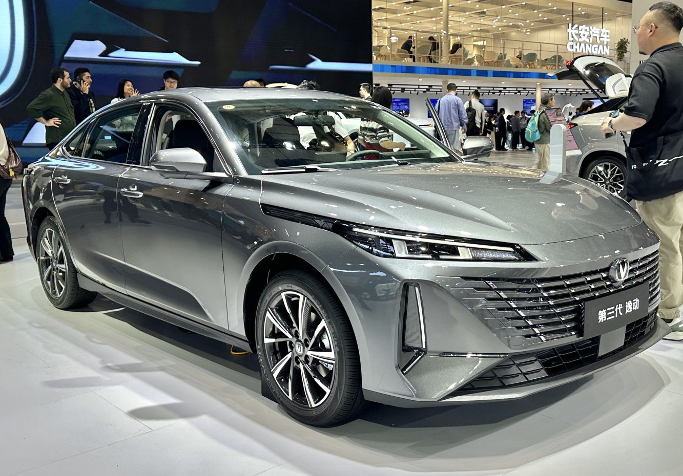 Changan Eado ChangAn Eado III (2024 - 2025) génération fiche technique et photo