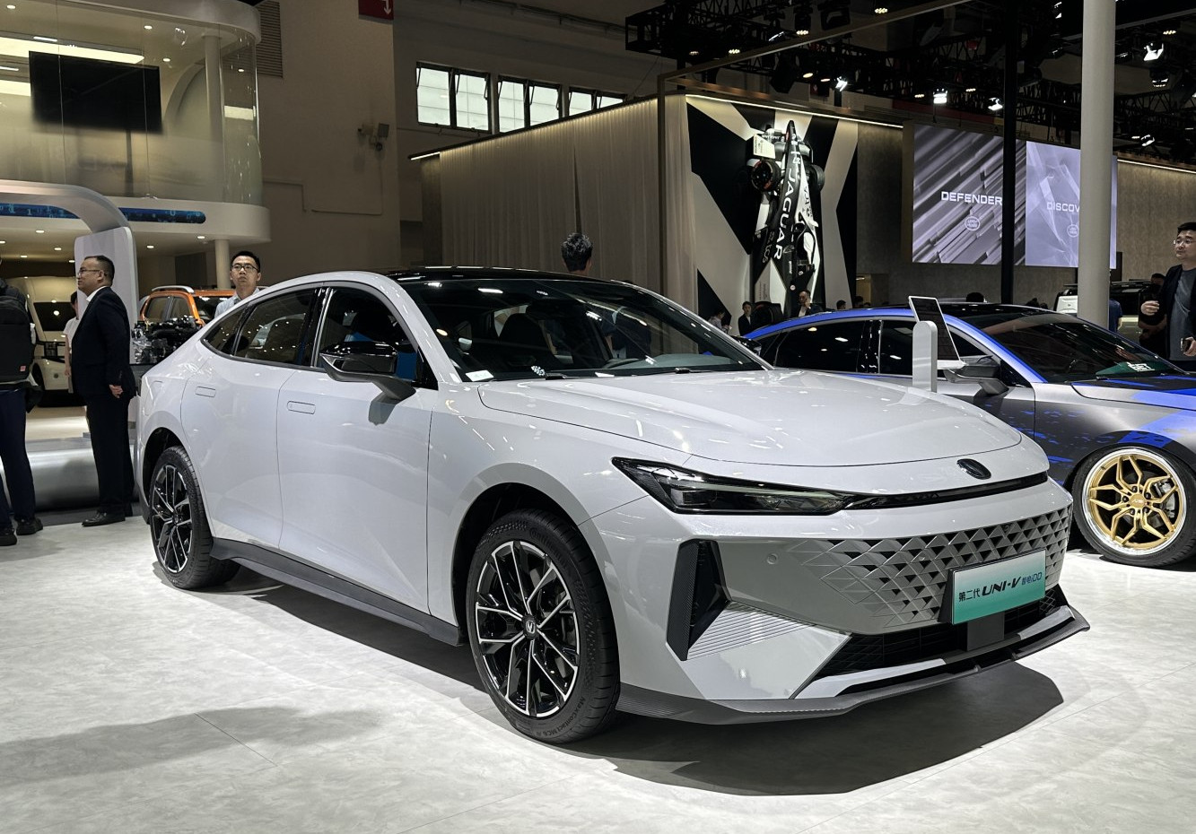 Changan UNI-V Daten, Motoren und Verbrauch