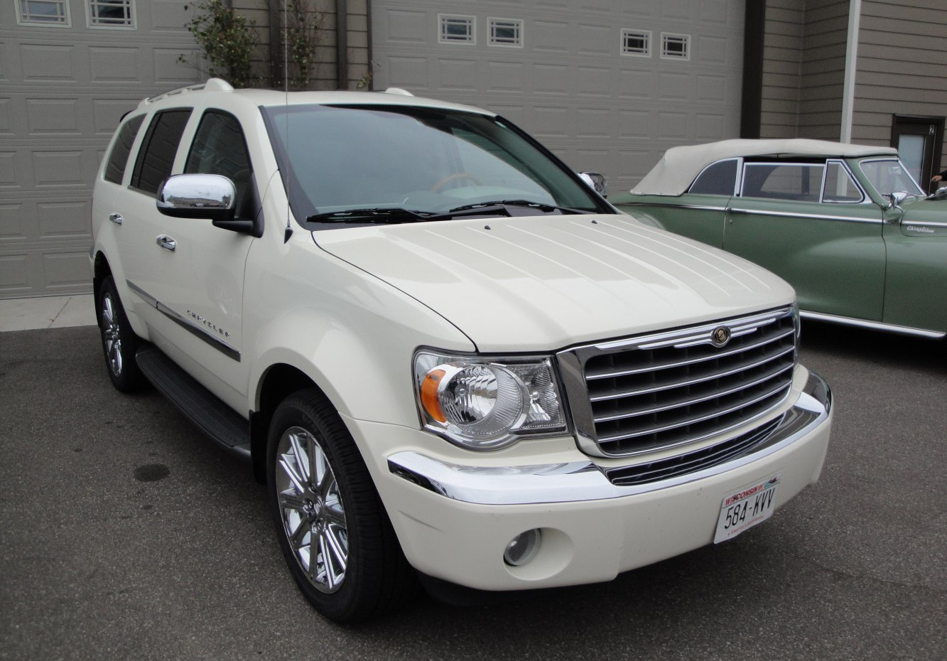 Chrysler Aspen especificaciones, motores y consumo