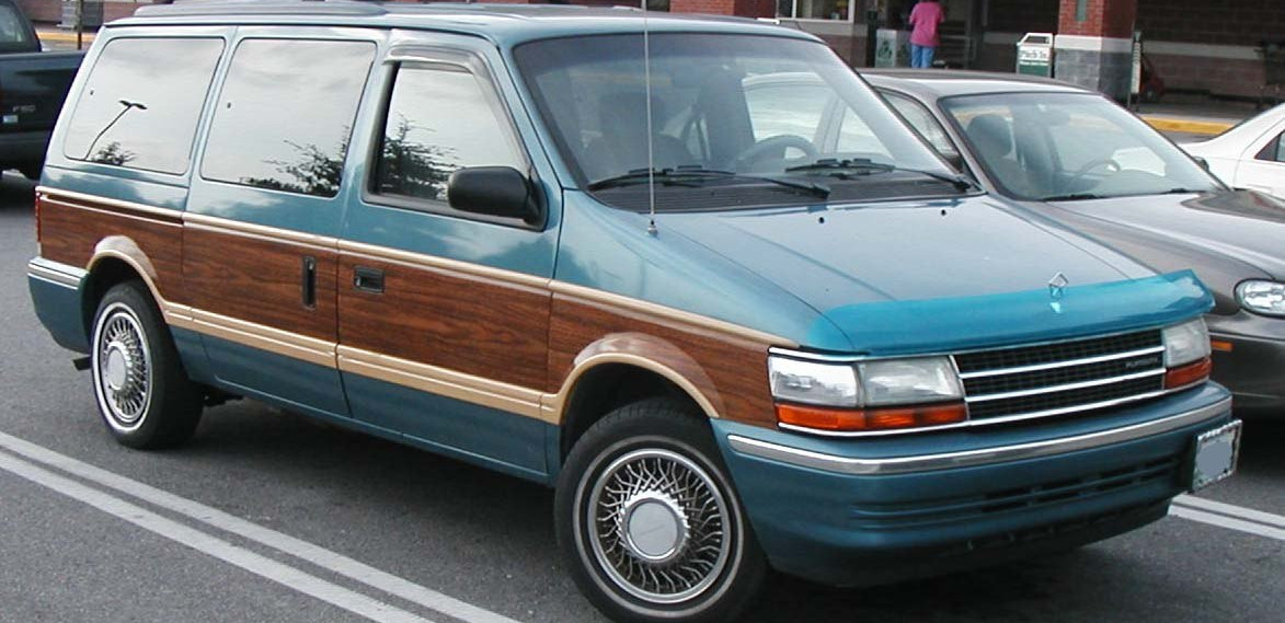 Chrysler Voyager 3.3 V6 AWD (163 Hp) (1990 - 1995) Motor und Technische Daten