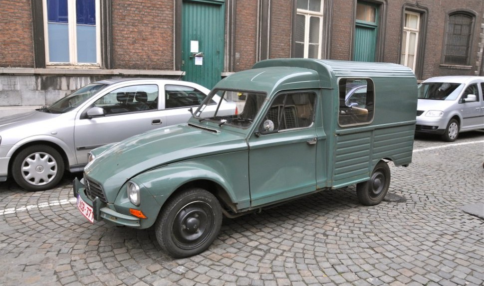 Citroen Acadiane özellikleri, motor seçenekleri ve yakıt tüketimi