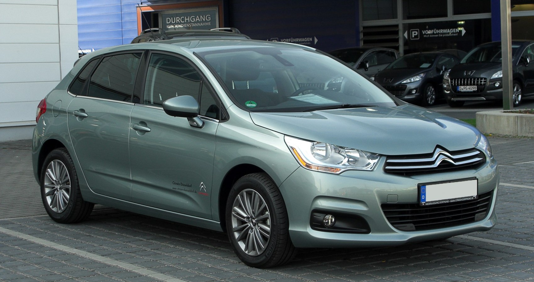 Citroen C4 Citroen C4 I Picasso (Phase II, 2010) (2010 - 2015) génération fiche technique et photo