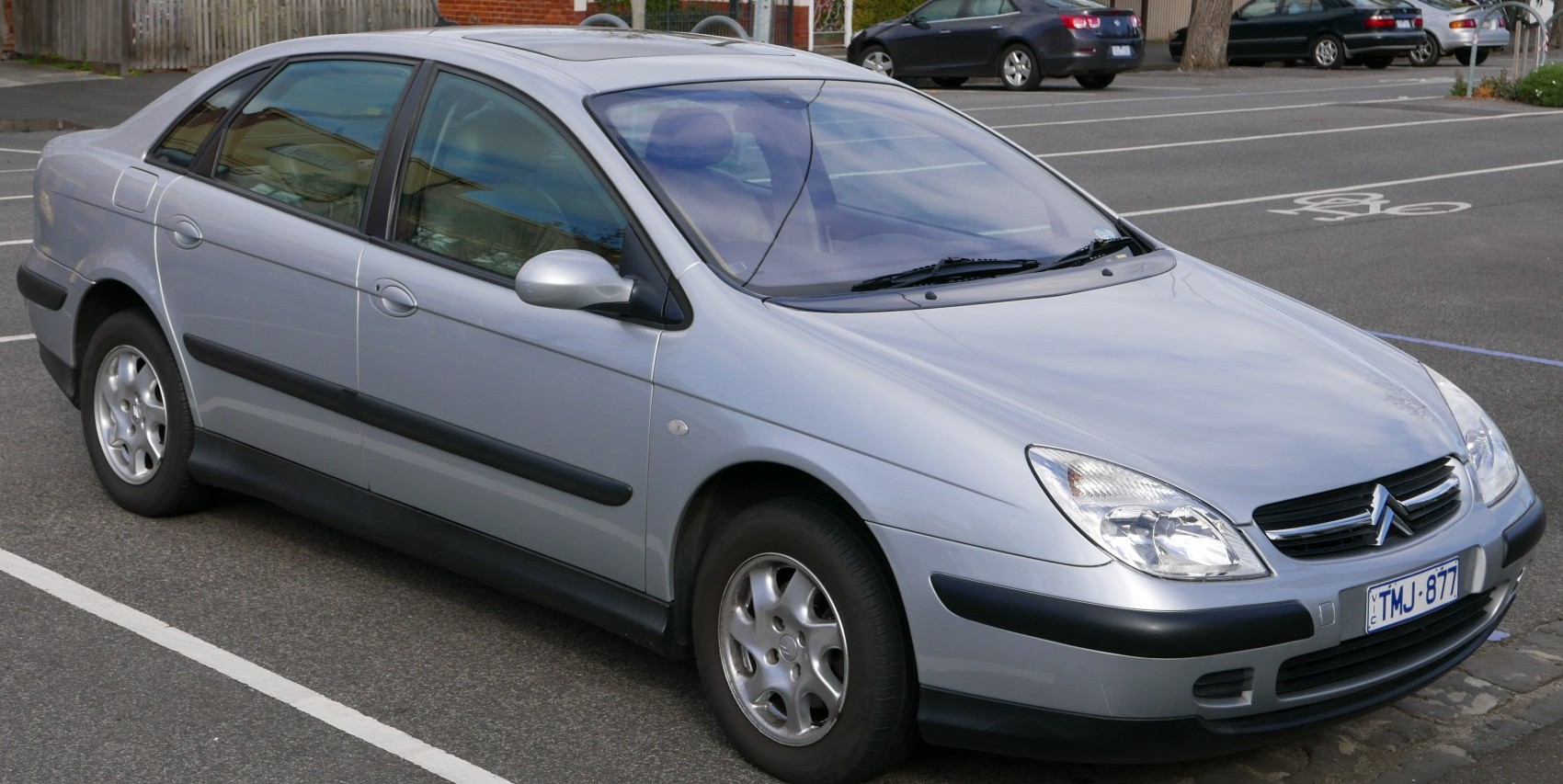 Citroen C5 özellikleri, motor seçenekleri ve yakıt tüketimi