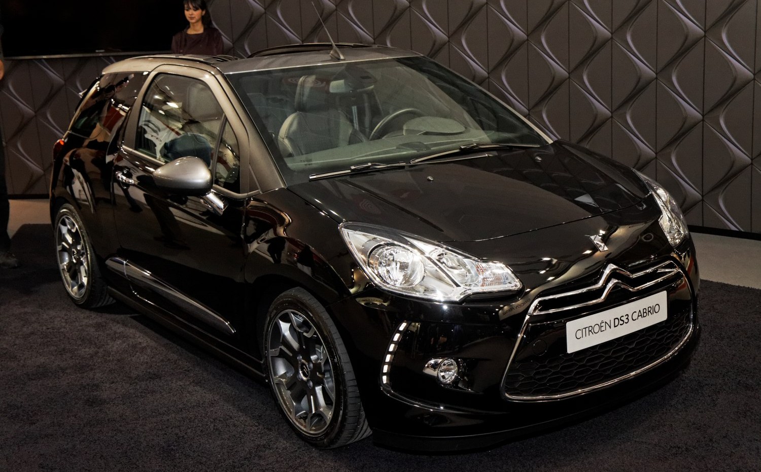 Citroen DS3 1.6 VTi (120 Hp) Automatic (2013 - 2014) Motor und Technische Daten