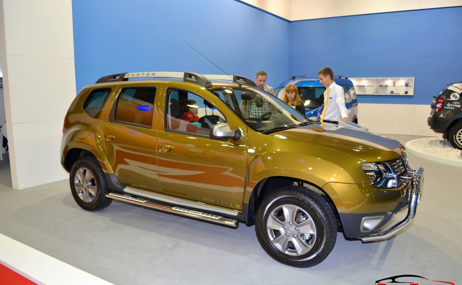 Dacia Duster 1.6 (105 Hp) 4WD (2013 - 2017) Motor und Technische Daten
