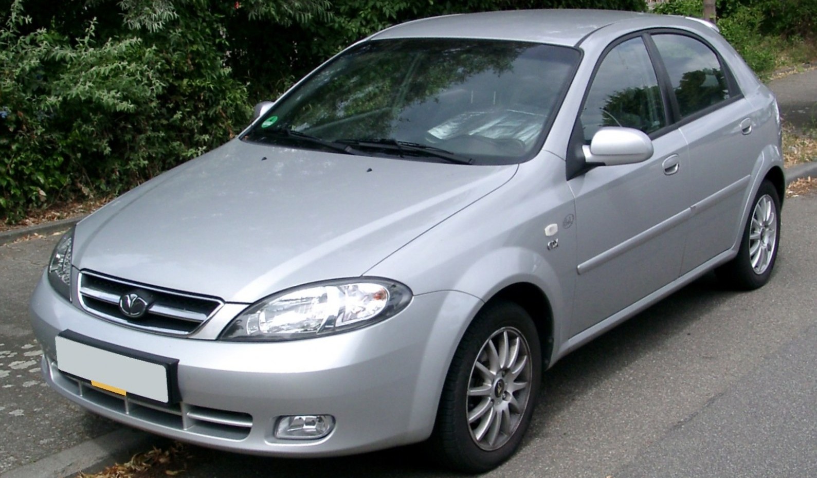 Daewoo Lacetti özellikleri, motor seçenekleri ve yakıt tüketimi