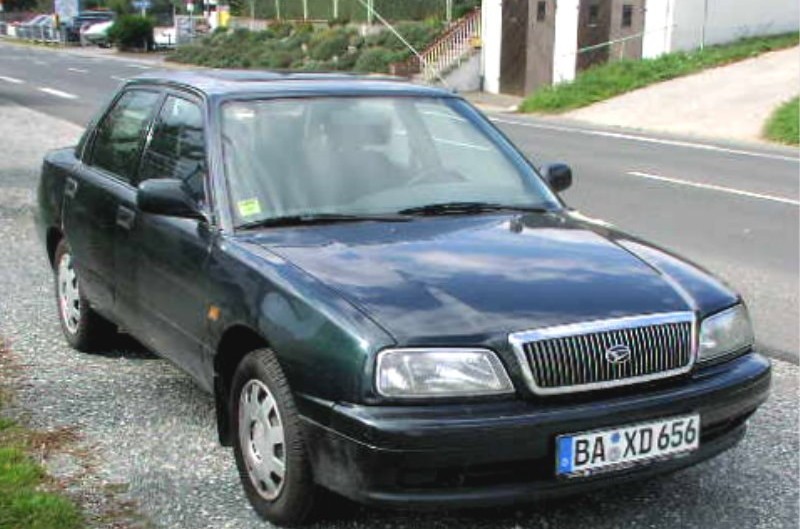 Daihatsu Applause especificaciones, motores y consumo