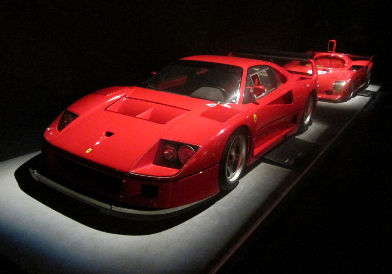 Ferrari F40 especificaciones, motores y consumo