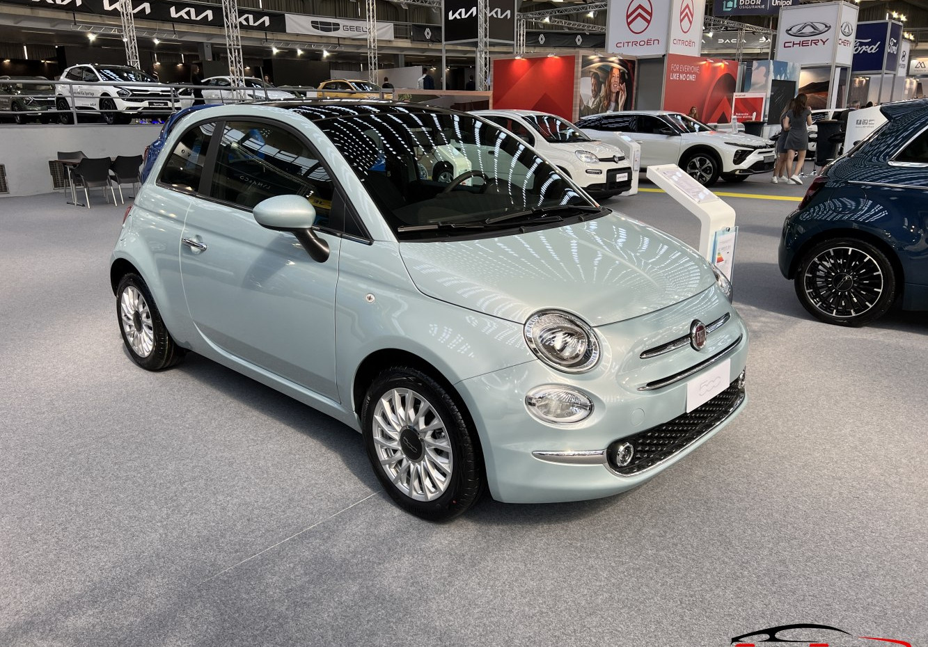Ficha técnica y foto del Fiat 500 Fiat 500e (312)