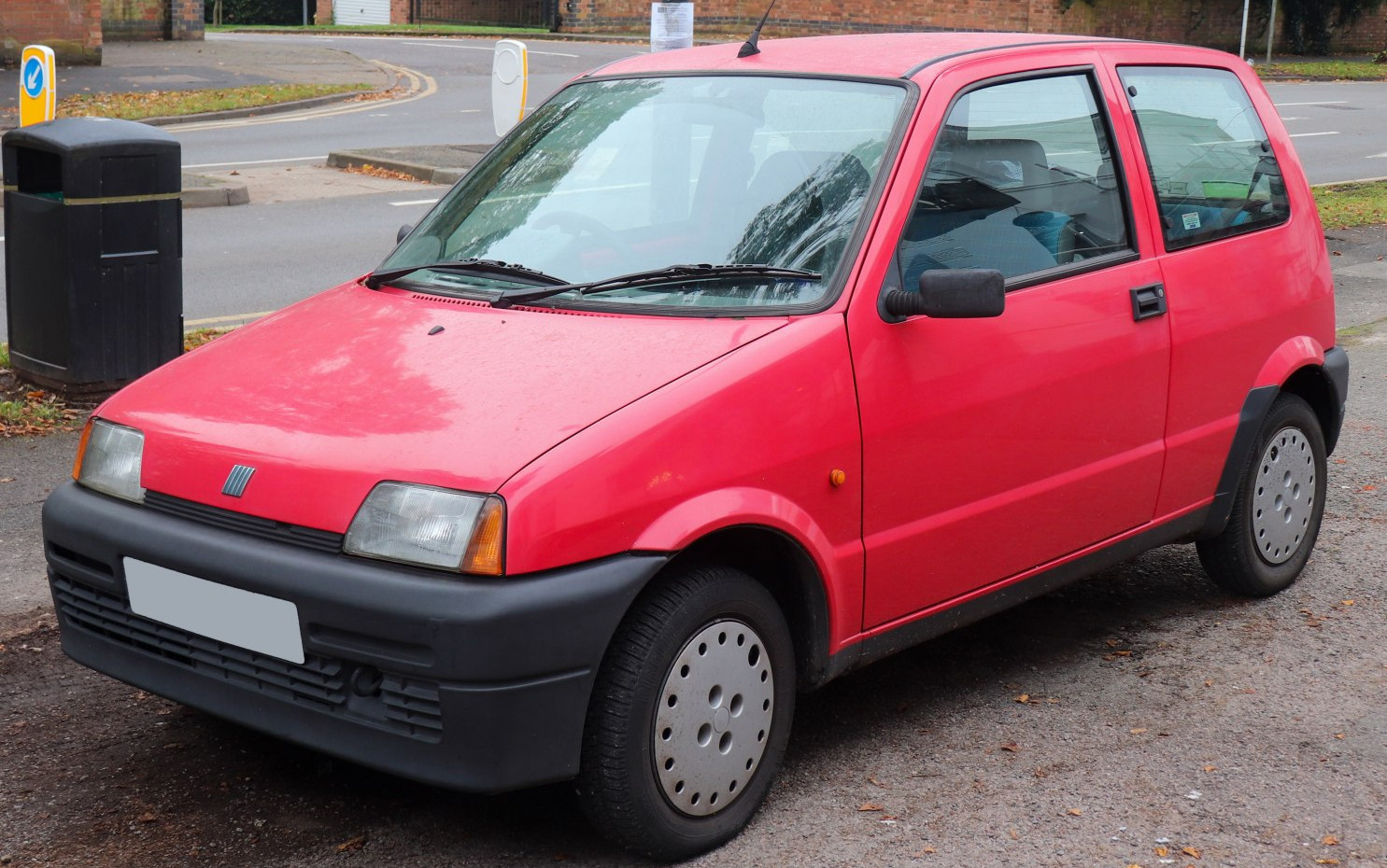 Fiat Cinquecento Fiat Cinquecento (1991 - 1998) jenerasyonu özellikleri ve görseli