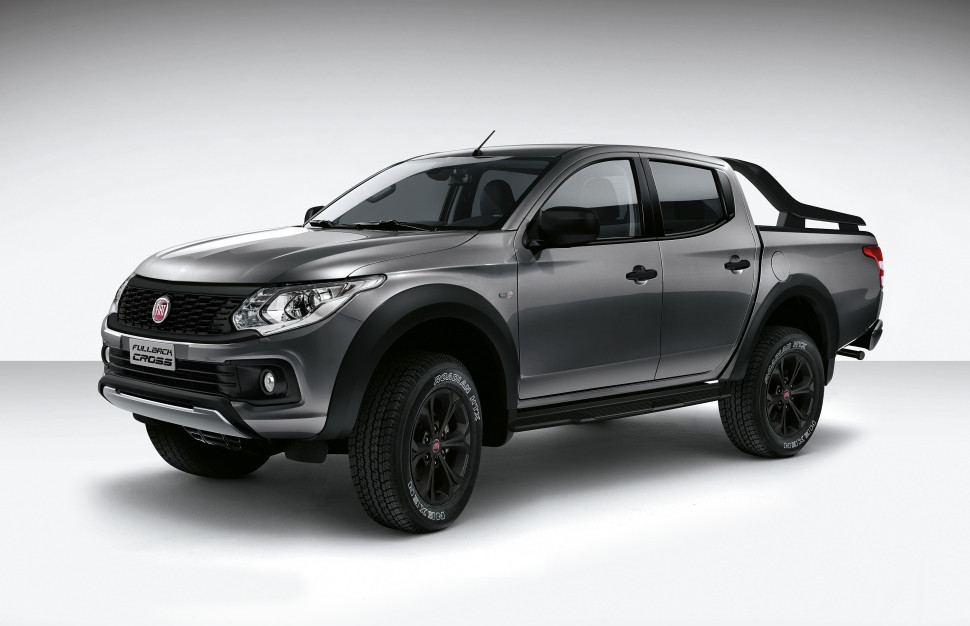 Fiat Fullback Fiat Fullback Cross (2017 - 2017) Generation Daten und Foto