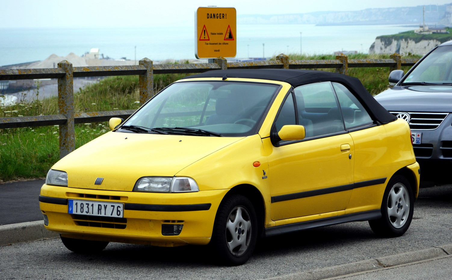 Fiat Punto Fiat Punto I (176) (1994 - 1997) generation specs and photo