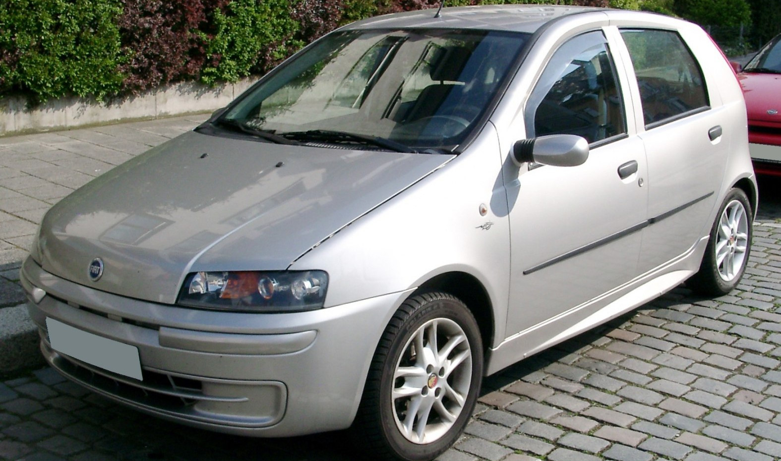 Fiat Punto Fiat Punto II (188) 3dr (1999 - 2003) generation specs and photo