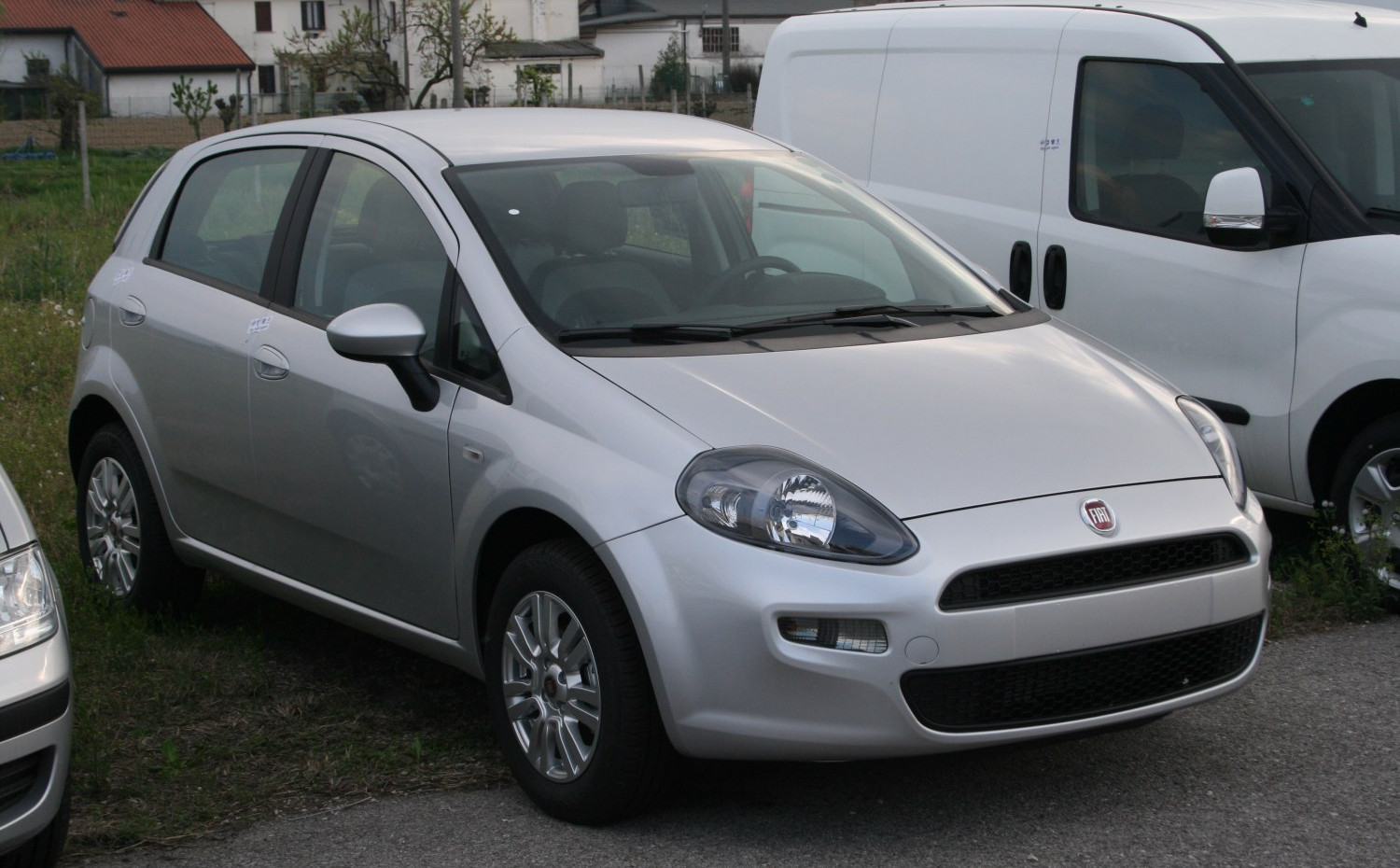 Fiat Punto 1.4 8V (77 Hp) Natural Power (2012 - 2018) Motor und Technische Daten