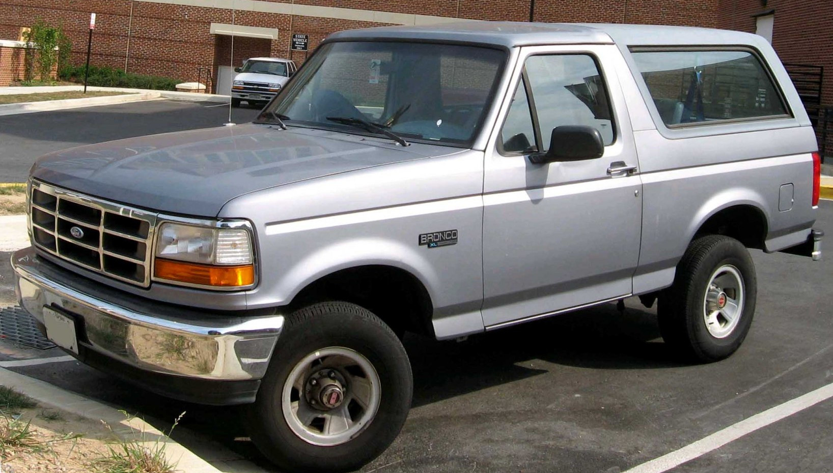 Ford Bronco 5.0 V8 (188 Hp) AWD (1992 - 1996) engine and specifications