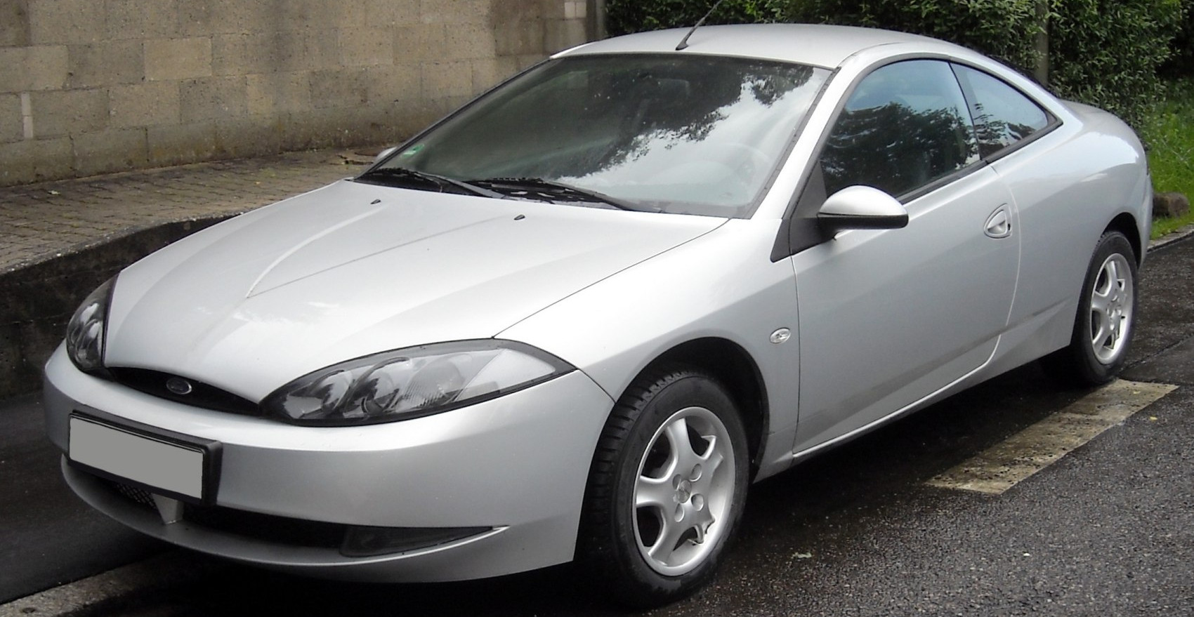 Ford Cougar caratteristiche, motori e consumi