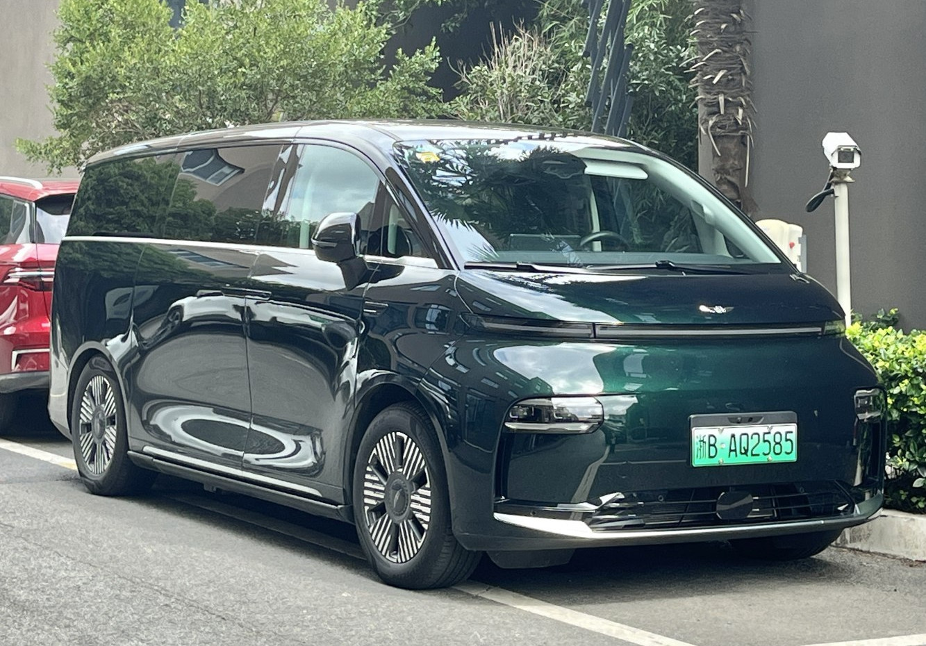 Geely Galaxy Wing L380 specs, engine options and consumption