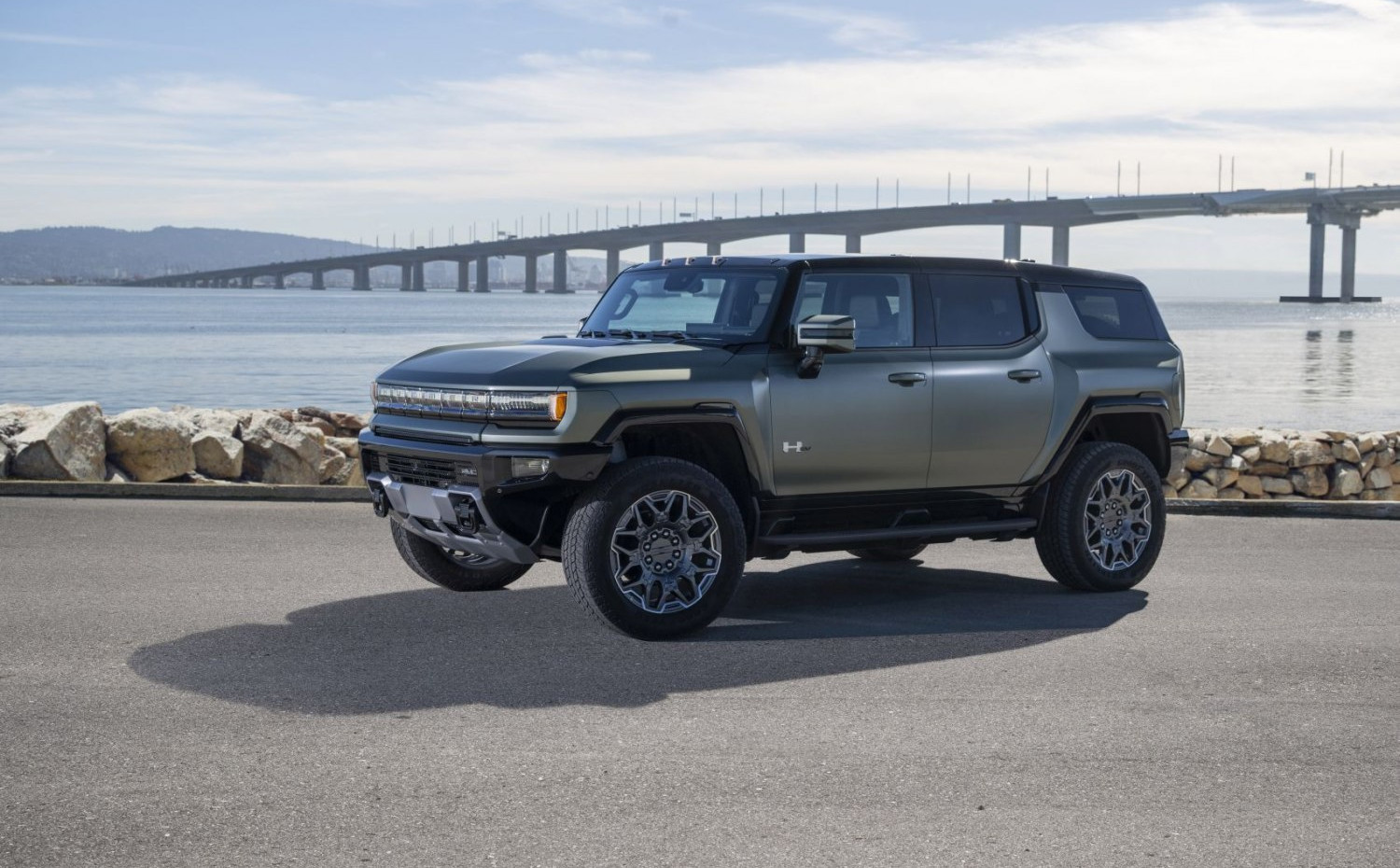 Gmc Hummer EV 170 kWh (830 Hp) e4WD (2023 -) engine and specifications