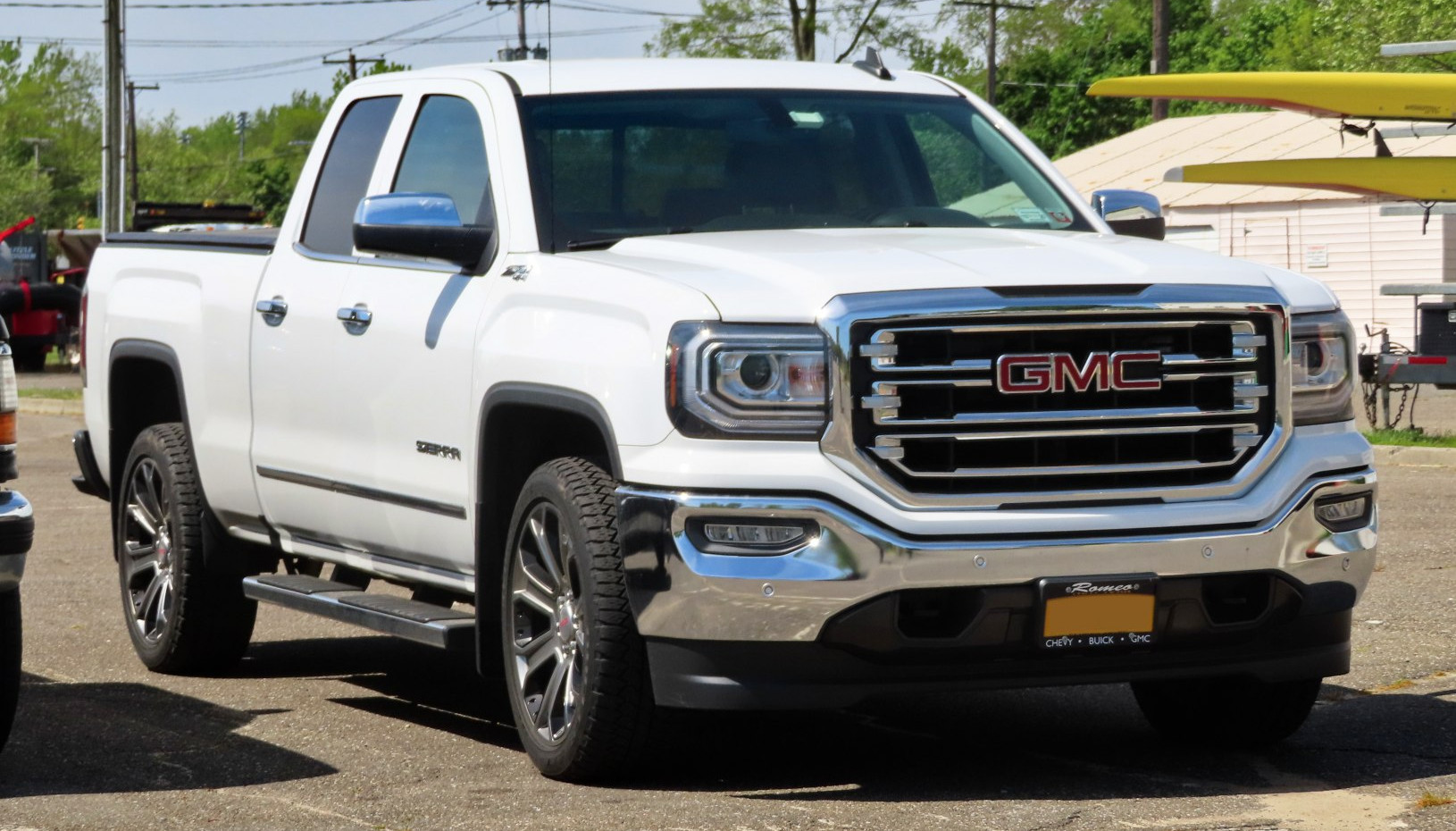 Gmc Sierra 1500 GMC Sierra 1500 IV (GMTK2XX, facelift 2016) Regular Cab Long Box (2016 - 2018) generation specs and photo