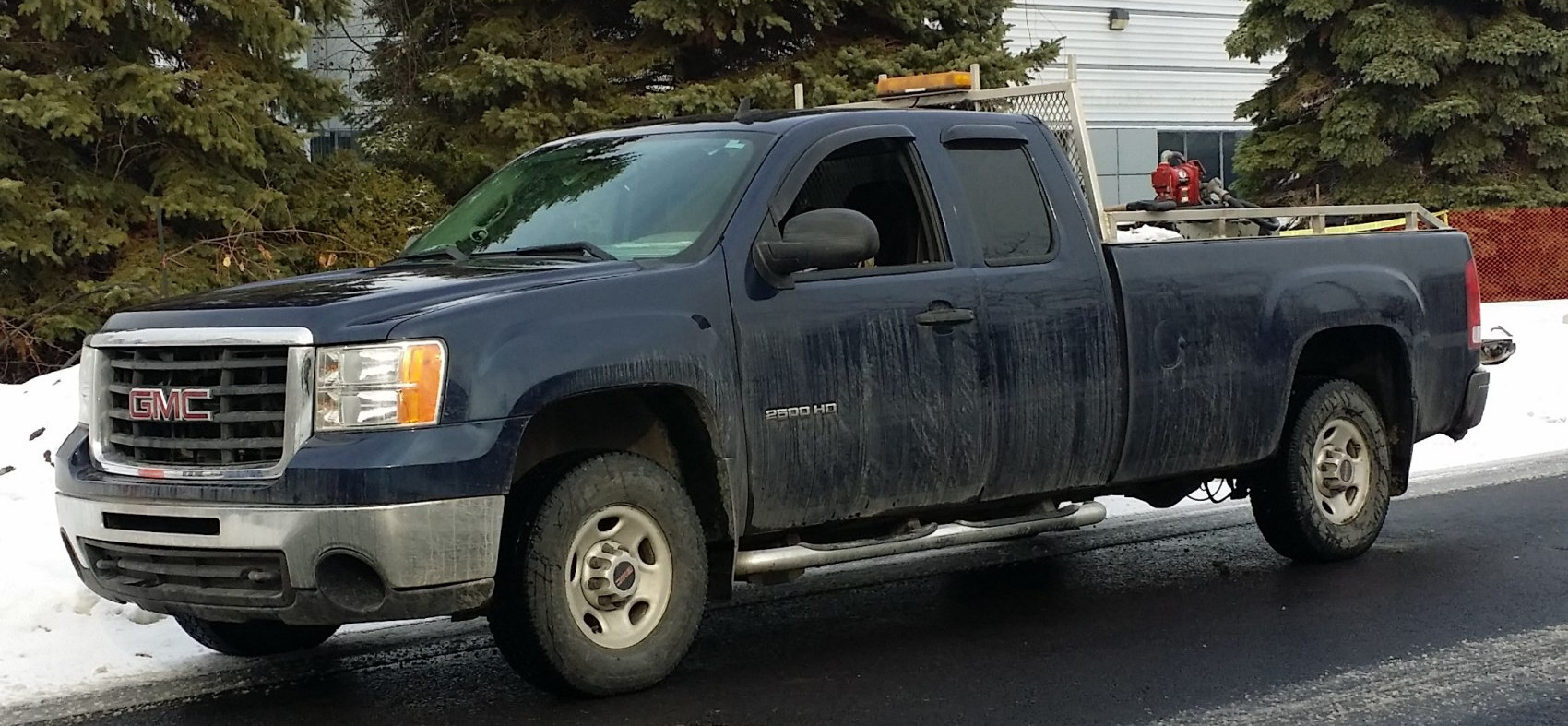 Gmc Sierra 2500HD GMC Sierra 2500HD III (GMT900) Extended Cab Standard Box (2007 - 2010) generation specs and photo