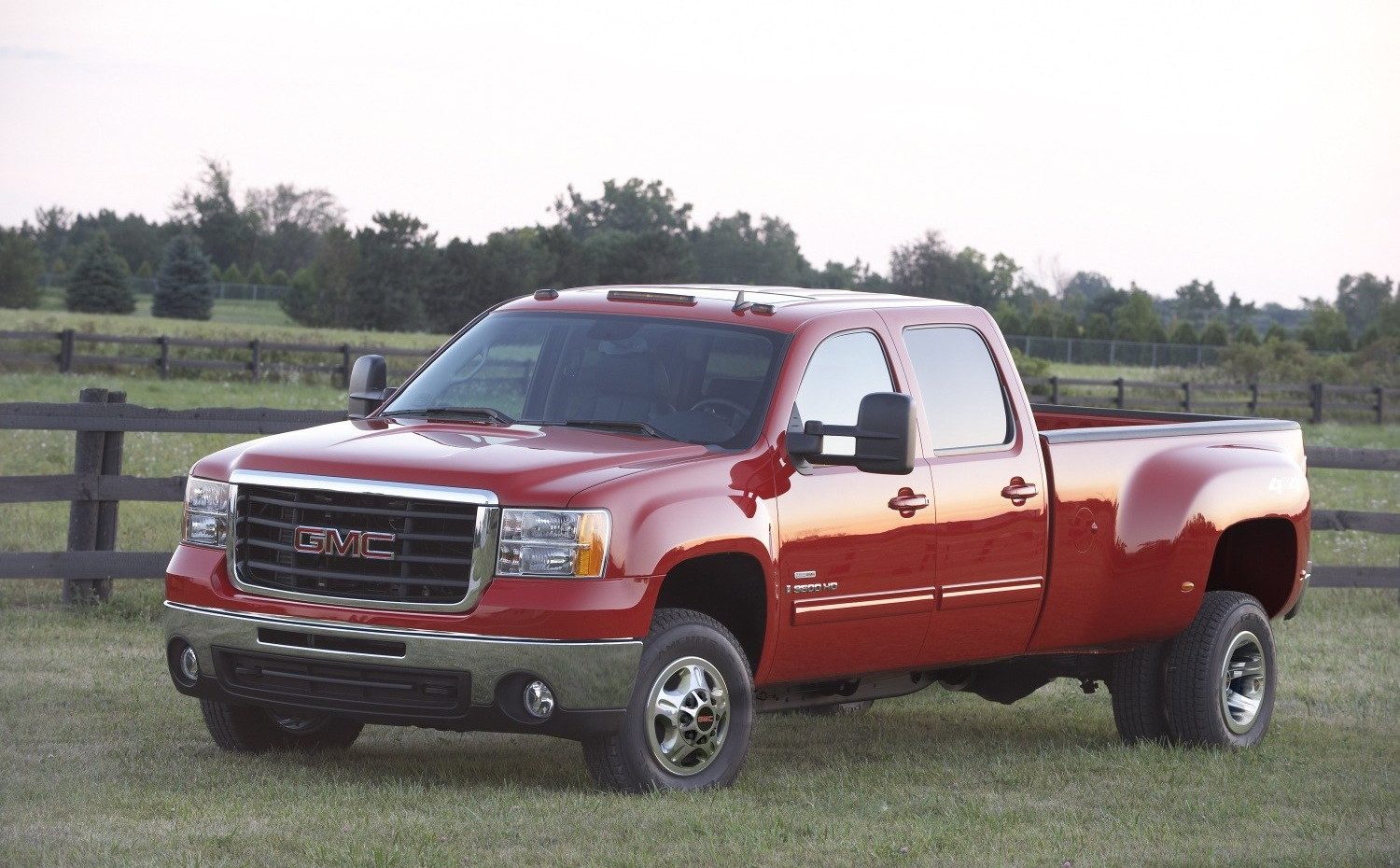 Gmc Sierra 3500HD specs, engine options and consumption