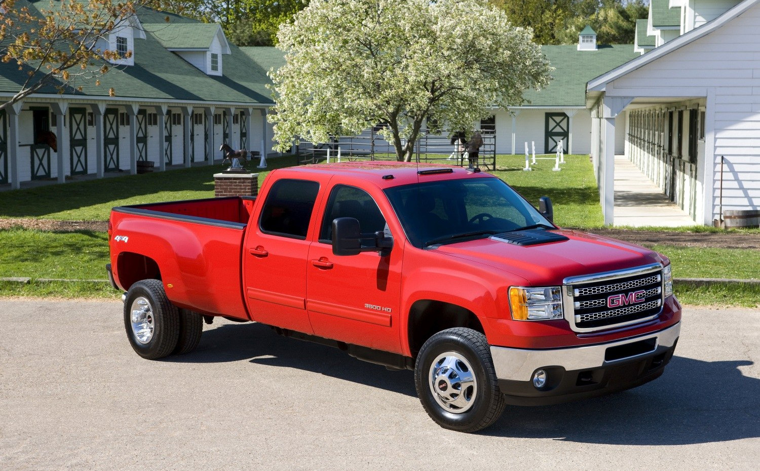 Gmc Sierra 3500HD 6.6 Duramax TD V8 (397 Hp) 4WD SRW Automatic (2011 - 2013) engine and specifications